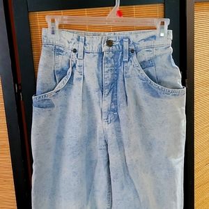 Vintage Lee light stonewash jeans high rise taper leg size 7 medium